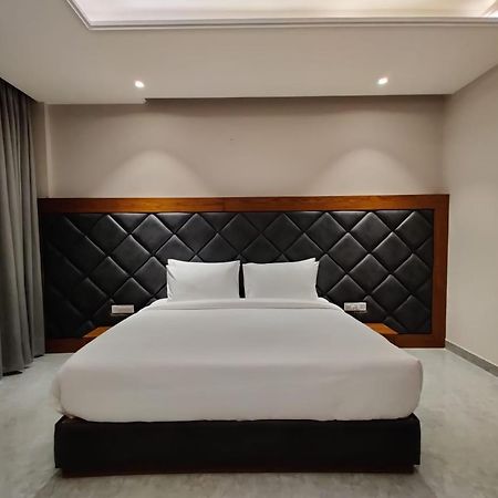 Hotel Parth Una  Eksteriør billede
