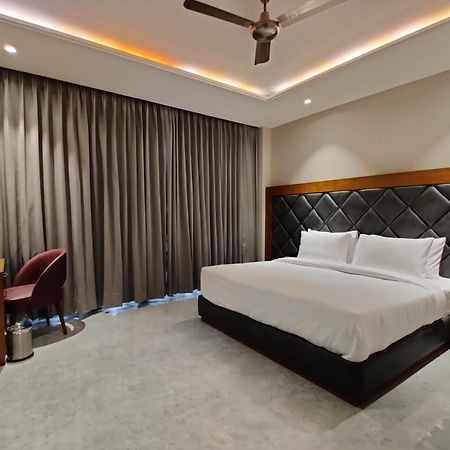 Hotel Parth Una  Eksteriør billede