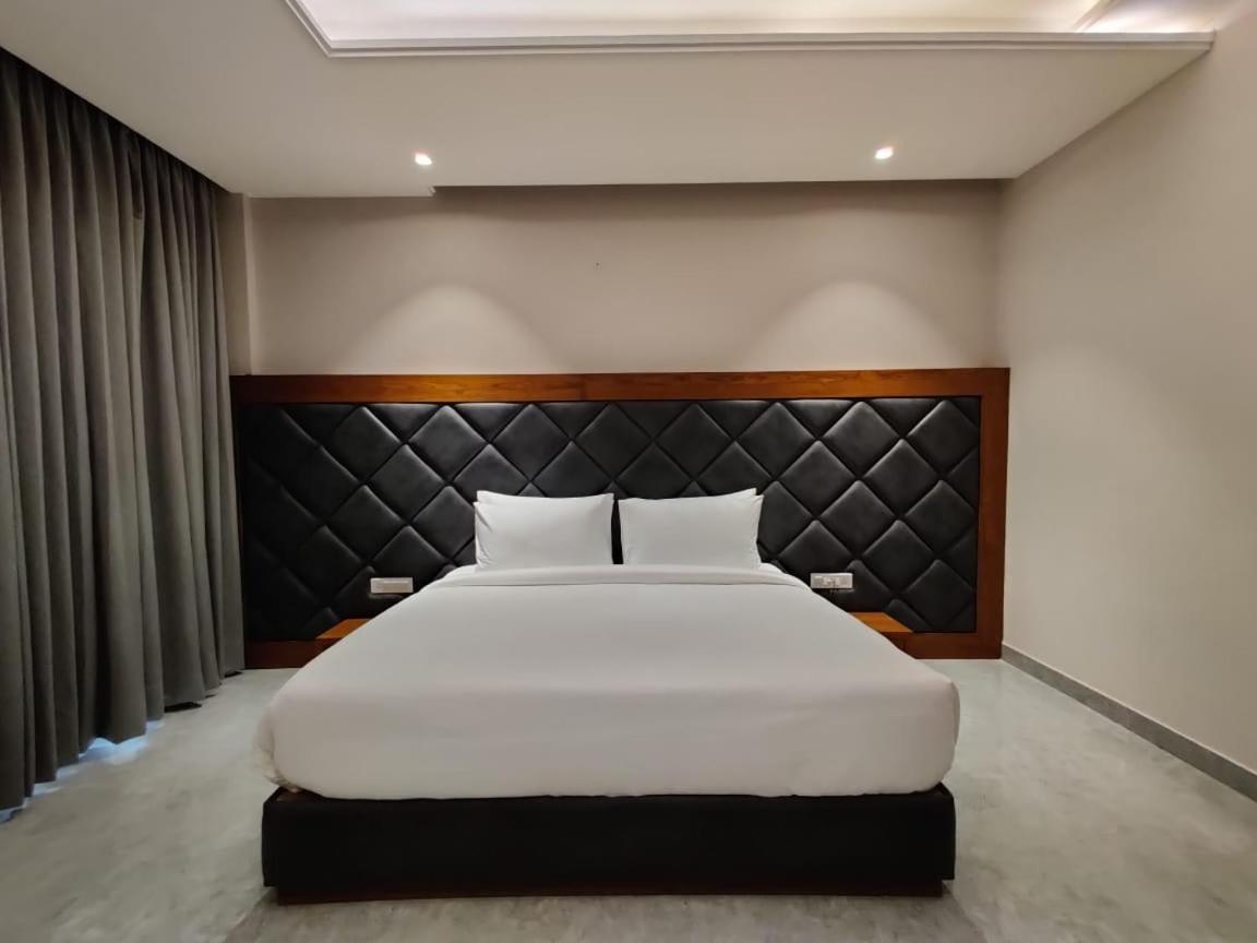 Hotel Parth Una  Eksteriør billede