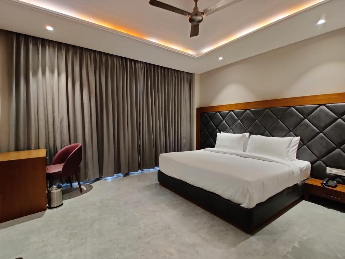 Hotel Parth Una  Eksteriør billede
